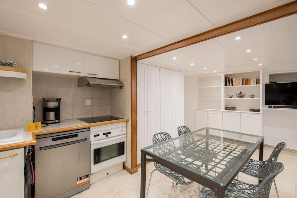 Halles - Luxury In The Heart Of *