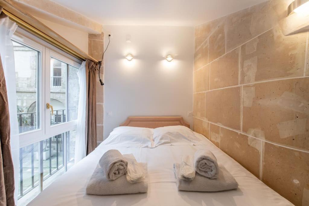 Apartment Halles - Luxury In The Heart Of